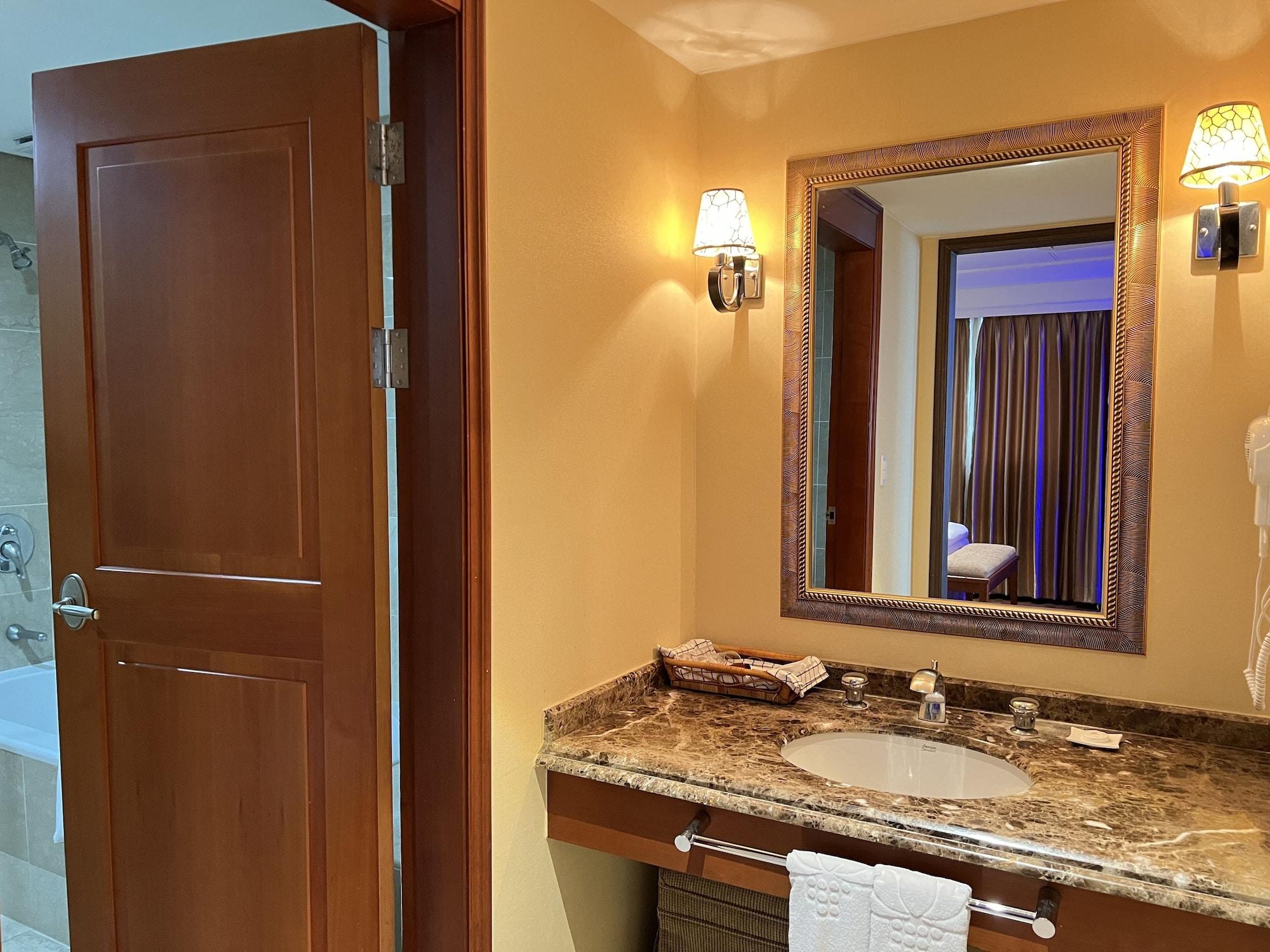 Hotel International Changwon Exteriör bild