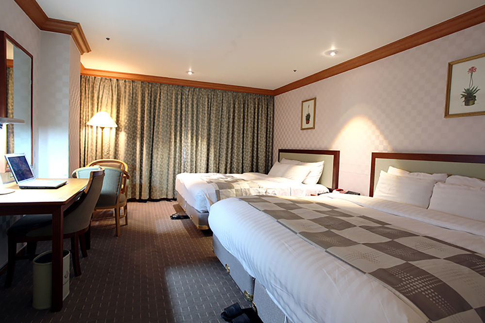 Hotel International Changwon Exteriör bild